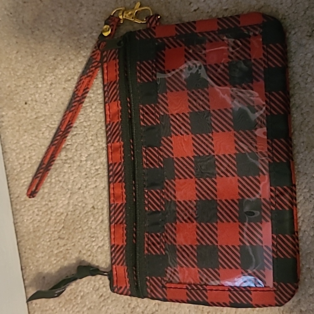 Wristlet